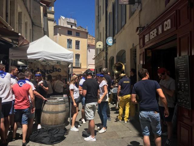 Appart Sympa Dans Le Vieux Nîmes Exterior photo
